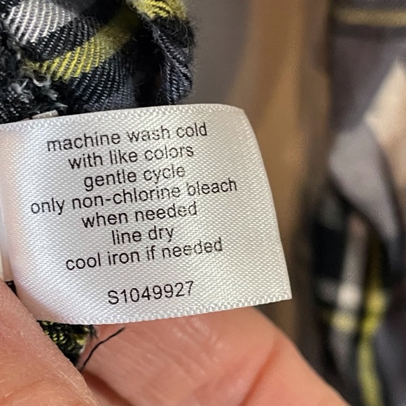 Lane Bryant Plaid Popover Top‎ - Picture 9 of 10